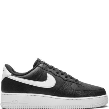 NIKE AIR FORCE 1 07 BLACK WHITE