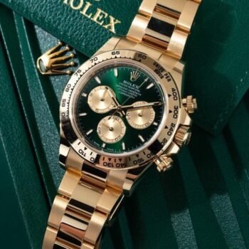 Rolex Oyster Perpetual Daytona Chosmograph Golden Green Quartz