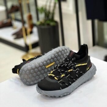 Branded UA HOVR Summit Black