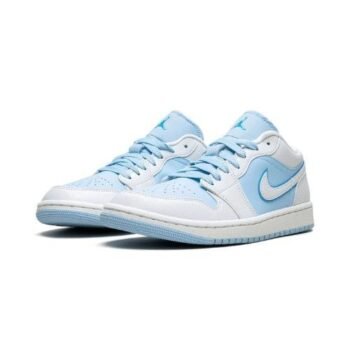 Air Jordan 1 low SE Reverse Ice Blue