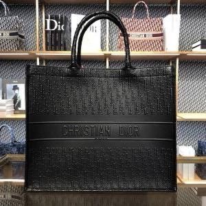 CHRISTIAN DIOR TOTE BAG WITH BOX