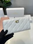 Coach Accordion Pillow Zipper Wallet With OG Box Dust Bag (White-854)(BSB)
