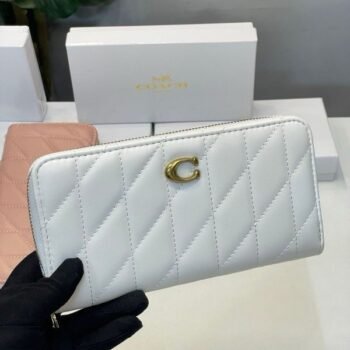 Coach Accordion Pillow Zipper Wallet With OG Box Dust Bag (White-854)(BSB)