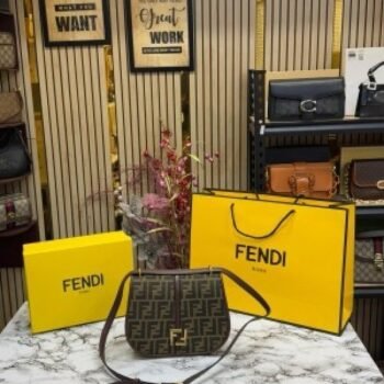 FEND I COMON FF LOGO PLAQUE HANDBAG WITH OG BOX AND DUST BAG INCLUDING CARRY BAG PREMIUM QUALITY (COFFEE)(MT)