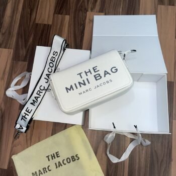Marc jacobs The mini bag With dust bag and folding box 308(BR)
